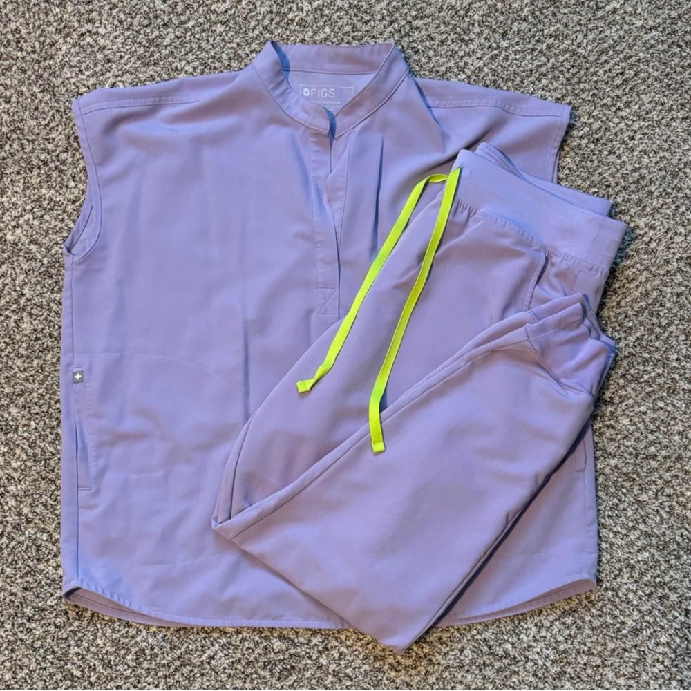 Women’s Figs Scrub Set